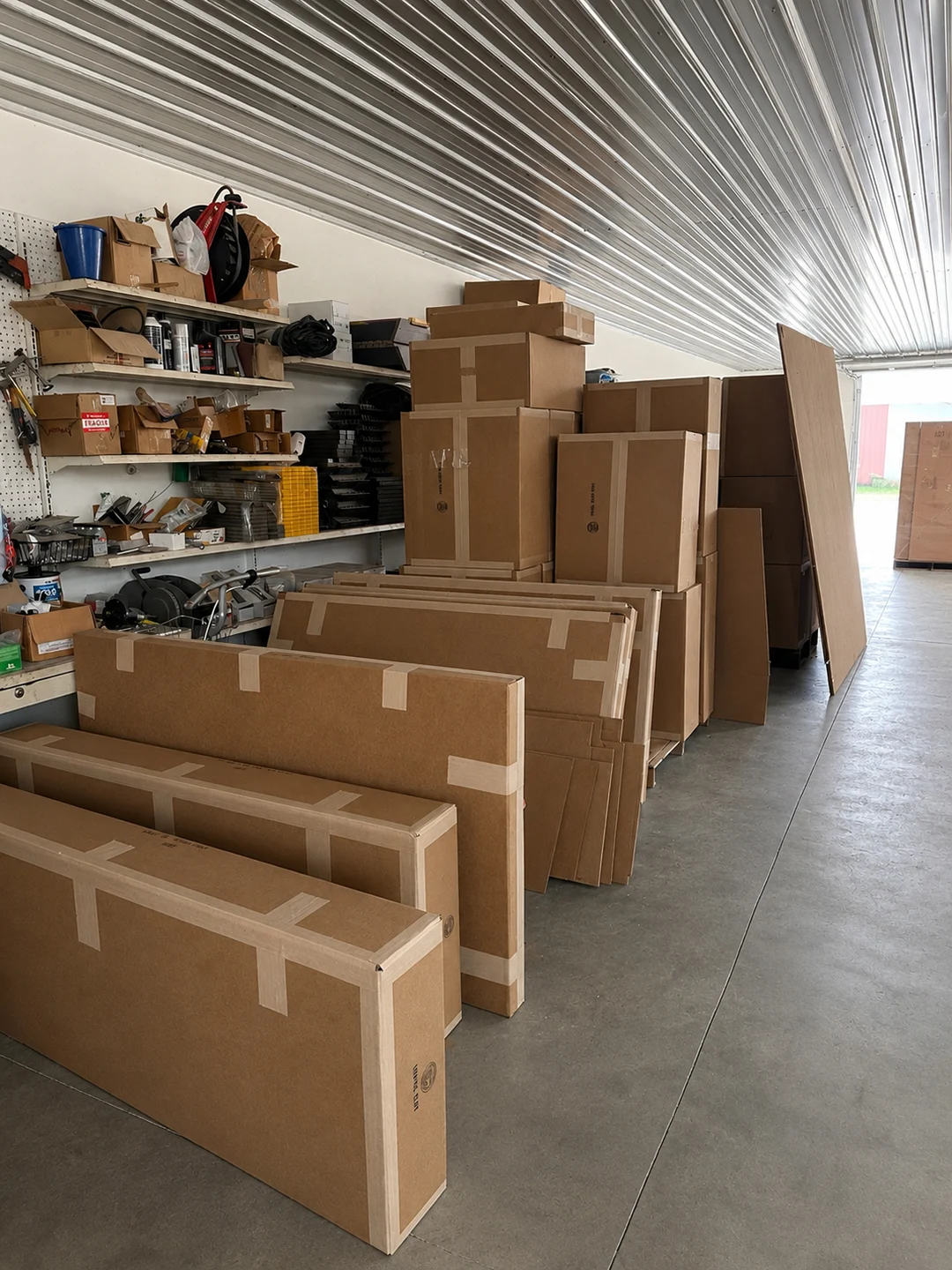 Kanyon Poly Furniture packaging process before delivery